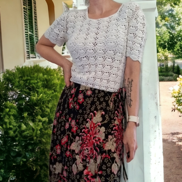 Vintage Tops - Vtg 90s Y2K Crocheted Knit Top